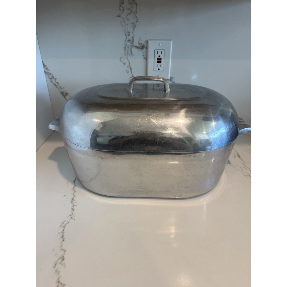 GHC Magnalite 17 QT Cast Aluminum Roaster W/ Lid, With Trivet Dutch Oven - Picture 14 of 14